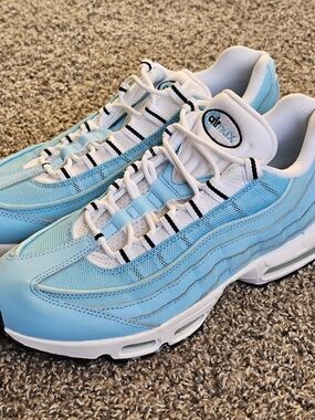 B4 Nike Air Max 95 Men's US 9.5 Light Blue SN DZ4395-400